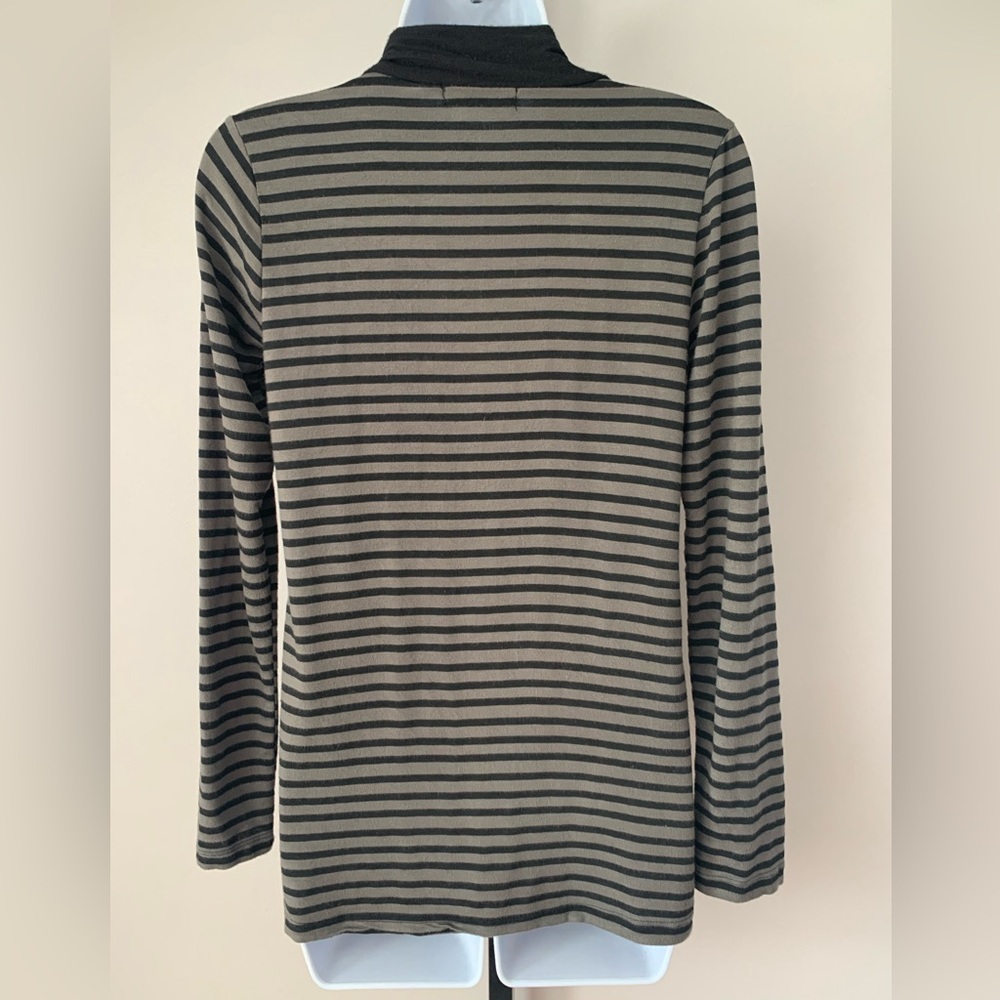 Michael Farrell Black and Gray Striped Women's Cardigan - Picture 14 of 16